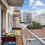 Gold Apartment