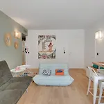 Gold Apartment